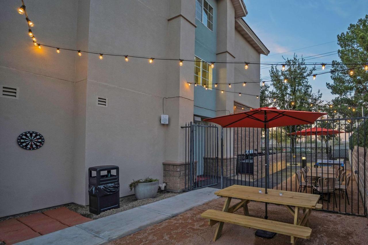 La Quinta Inn & Suites By Wyndham Tempe University, Phoenix Exteriör bild