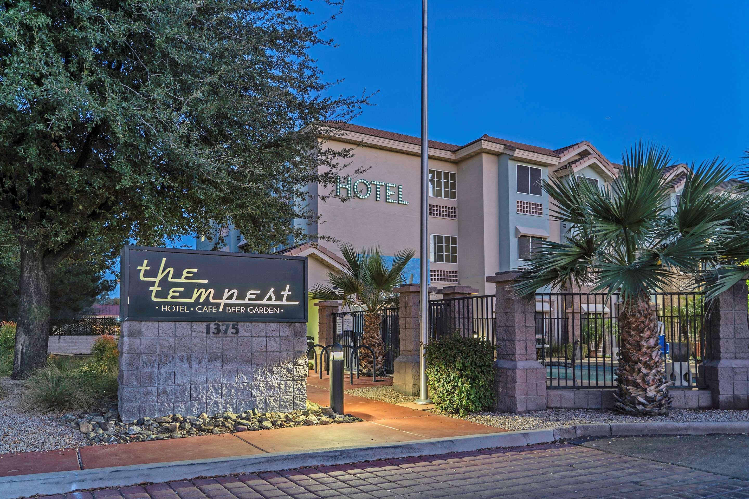 La Quinta Inn & Suites By Wyndham Tempe University, Phoenix Exteriör bild