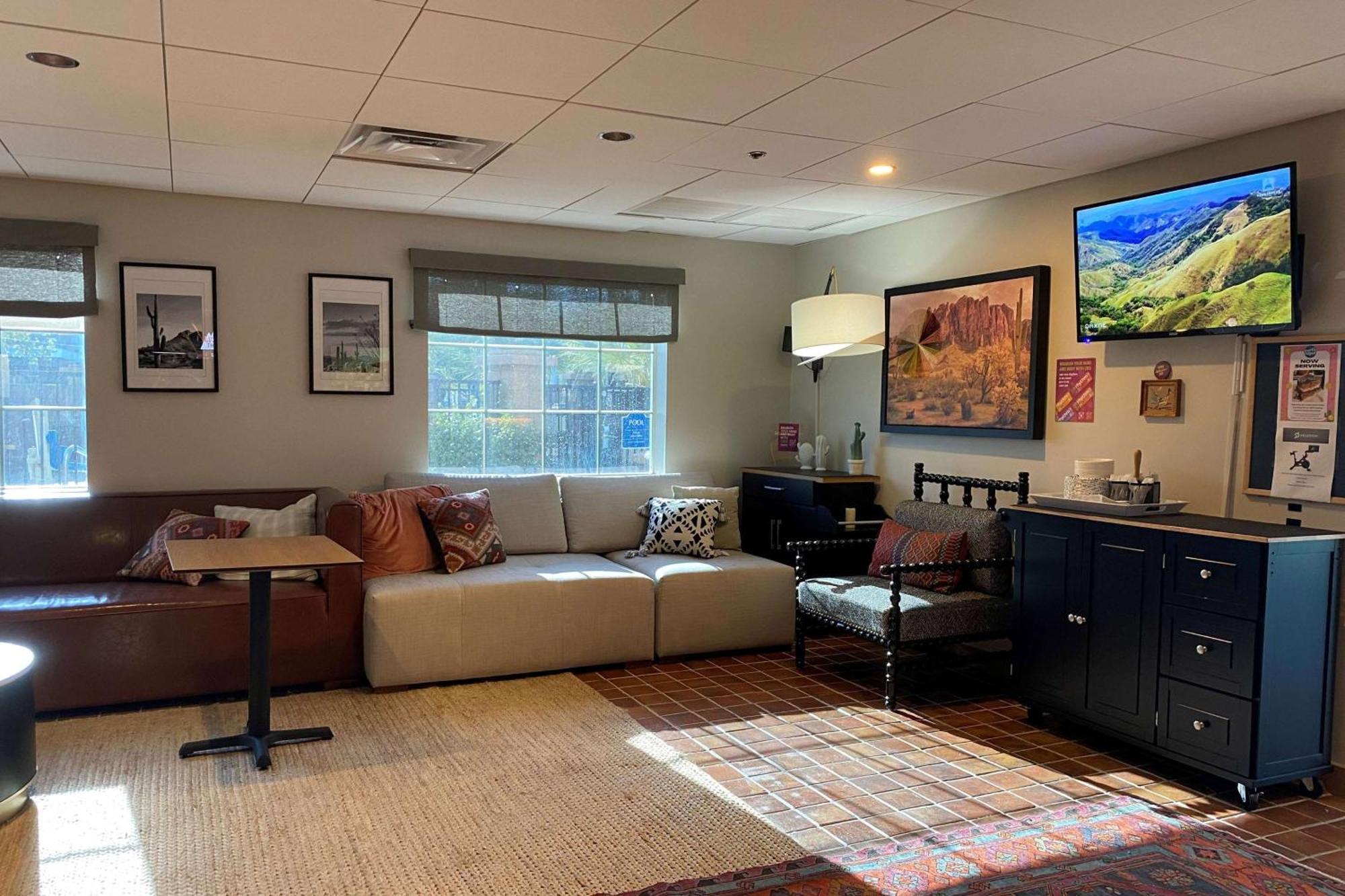 La Quinta Inn & Suites By Wyndham Tempe University, Phoenix Exteriör bild